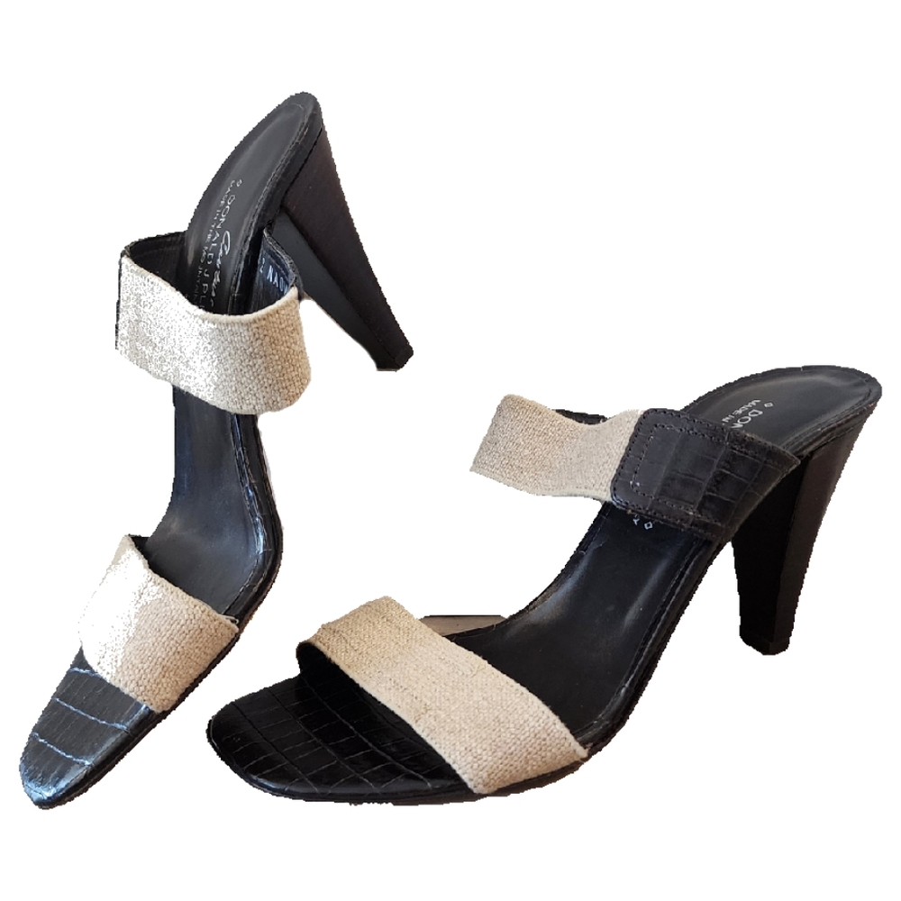 Couture Donald J. Pliner Mule Sandal